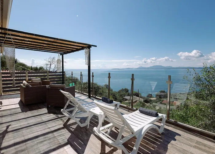 The Greystone Seaview House By Konnect